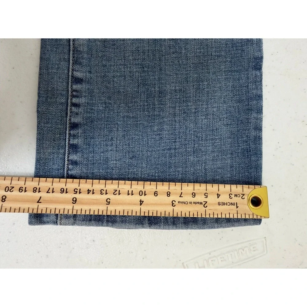 Levis levis 505